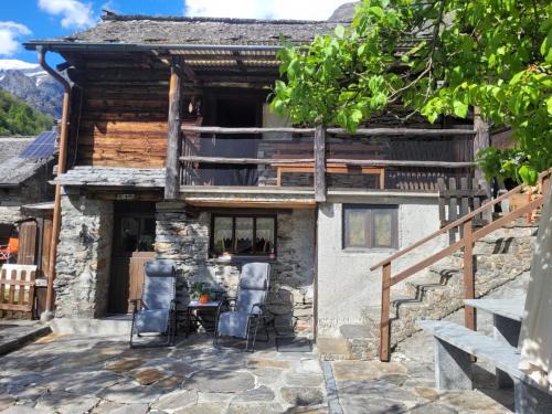 Madra Casa | Rustico Cascina Val Malvaglia