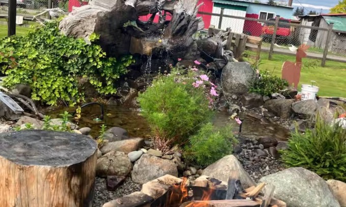 Forks Casa | RV in charming Forks with WiFi, AC. Happy travel and 1 block from Bella’s house!