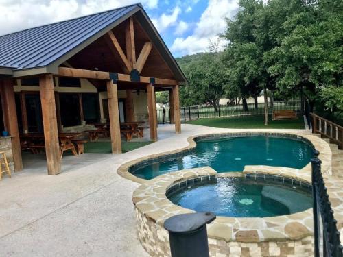 Concan Casa | Ryder's Ridge
