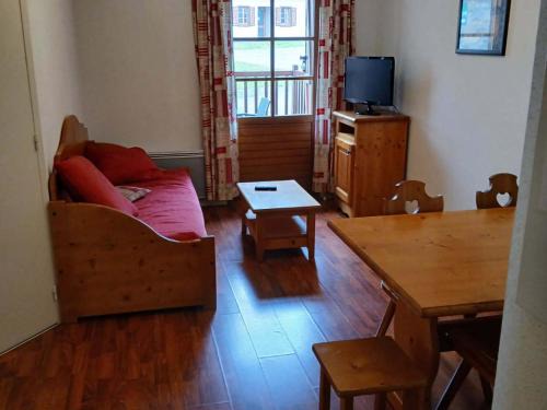 Vignec Apartamento | Séjour Pyrénéen Authentique: T2 Cabine, Terrasse, Piscine, Proche St-Lary-Soulan, Navette Gratuite - FR-1-504-139