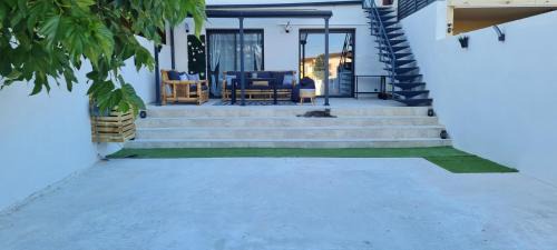 Aigues-Mortes Apartamento | Séjournez à 3 min des remparts confort et accessibilité