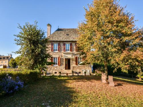 Senezergues Casa | Sénezergues Garden Hideaway