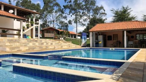 Quadra Casa | Sítio Aconchegante com Piscina e Wi-Fi