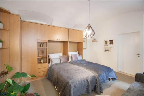 Sankt Ulrich Apartamento | Süßes Apartment nähe Volkstheater