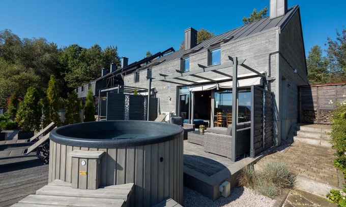 Pcim Apartamento | Słoneczny Chełm - Apartamenty w górach, Prywatna sauna jacuzzi balia w cenie, Spa, Grill, Stok narciarski Myślenice, Ścieżki rowerowe, Rzeka Raba, Widok na Tatry