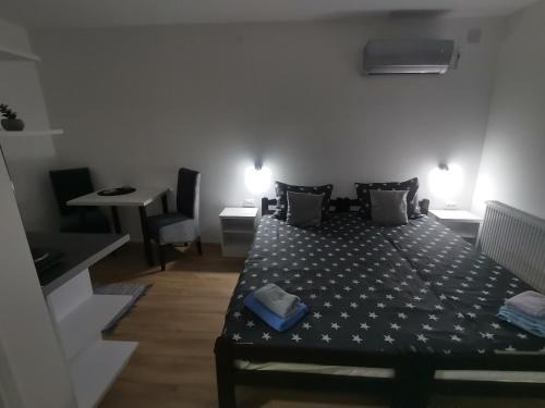 Zrenjanin Apartamento | S. A. L. 2