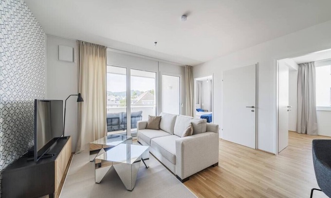 Gmunden Apartamento | S.a.p.p.h.i.r.e |stylish 3 BR AP with balcony