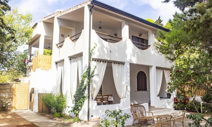 Cardedu Apartamento | S'Arenada A, ground floor in villa 600m from the sea