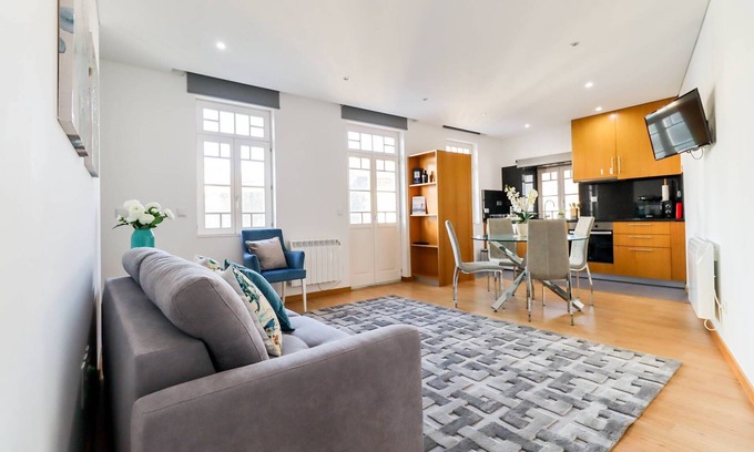 Monserrate Apartamento | S. Domingos Apartment - In The City Center