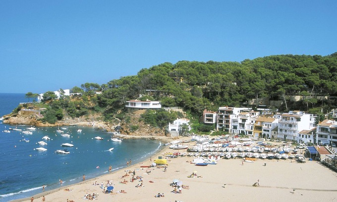 Sa Riera Apartamento | S'Esquirols Nº5 by Interhome