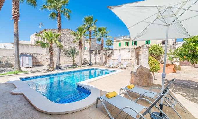 Maria de la Salut Chalet De Esquí | SA VERDERA Casa de Pueblo para 10 en Maria de la Salut