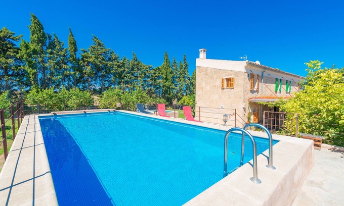 Maria de la Salut Villa | SA VINYA DES COMPTE - Maravillosa villa con piscina privada en entorno rural y tranquilo.