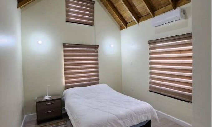 Orange Hill Casa | Saaman Groove