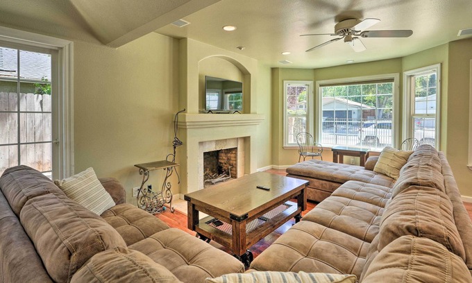 South Natomas Casa | Sacramento Home w/ Private Pool & Fenced Yard