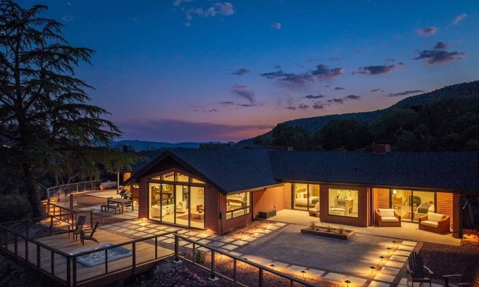 West Sedona Casa | Sacred Cliffs: Cliffside Retreat with 360 Views, Hot Tub, River Access