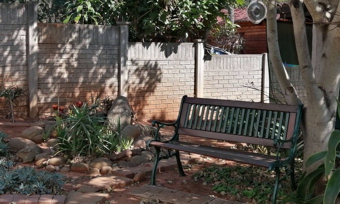 Durban North Cabaña | Sacredsutine Garden Studio, Durban North