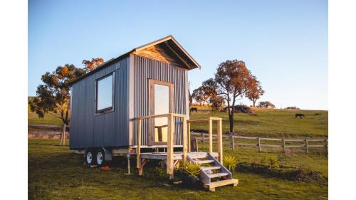 Tyaak Casa | Saddle Country Escape by Tiny Away