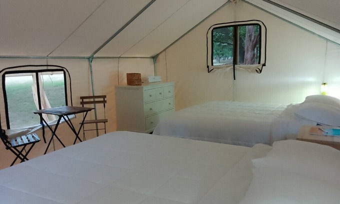 Northwest Harbor Alquiler De RV | Double Queen-Tienda de campaña-Communal washrooms-Familiar