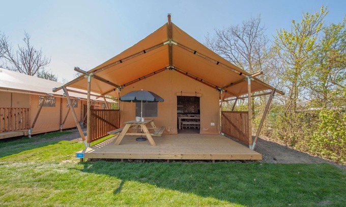 Municipality of Oosterhout Casa | Tienda Safari cerca de Biesbosch y Breda