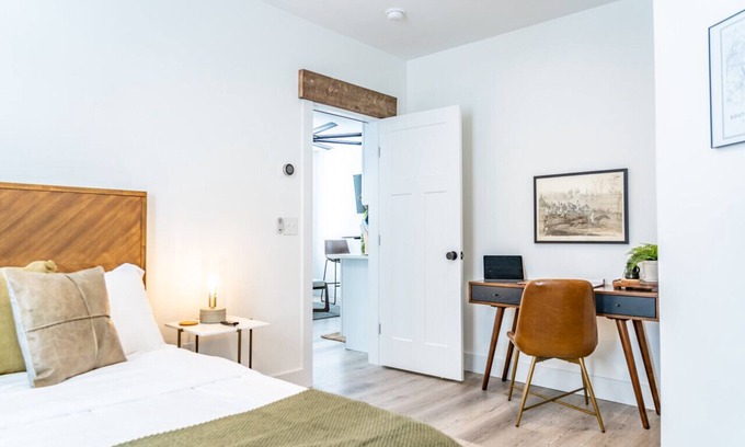 Southern Pines Apartamento | Sage at The Shire 255 - Unit A - Downtown!