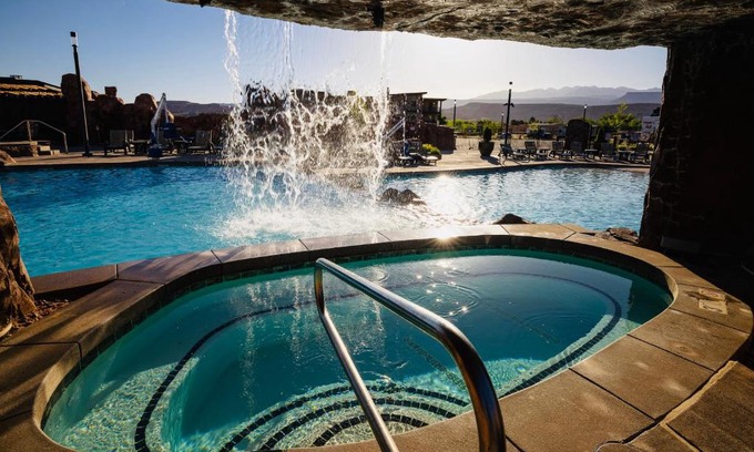 Moab South Valley Apartamento | Sage Creek at Moab Luxury Two Unit A