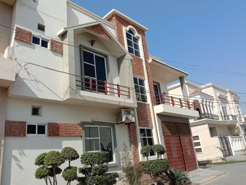 Sahiwal Cama Y Desayuno | Sahiwal family Guest house