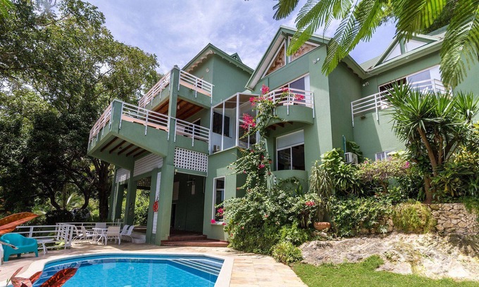 San Andres Villa | Sai002 - Fabulosa casa con piscina en la Isla de San Andrés
