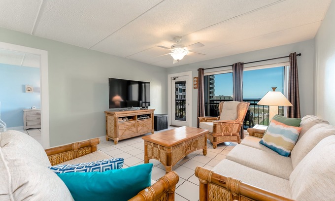 South Padre Island Condominio | Saida III 605 - Relajante condominio frente al mar con balcón privado
