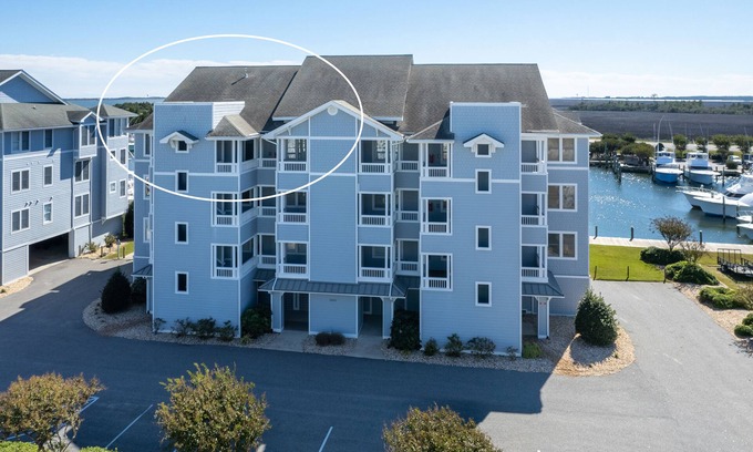Manteo Condominio | Sailfish Point Villa 6301 - Penthouse Double Unit on the World-Class Pirate's Cove Marina