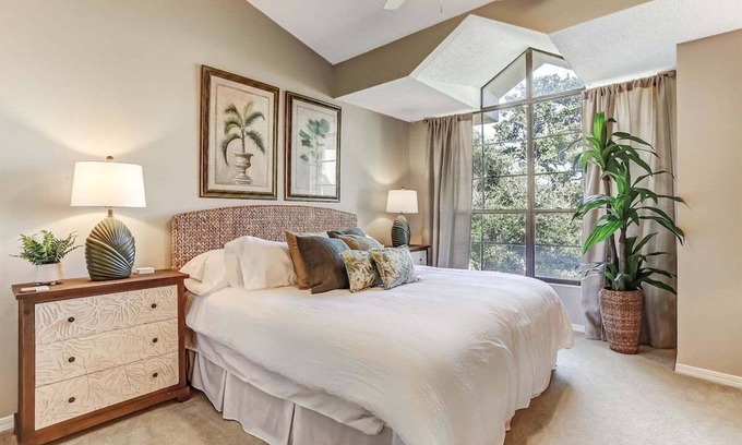 Amelia City Condominio | Sailmaker Gated Complex: Near Pool & Beach