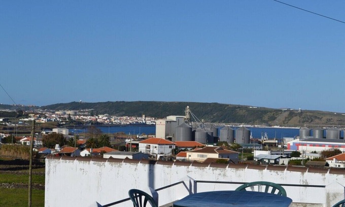 Praia da Vitoria Casa | Saint Catherine House