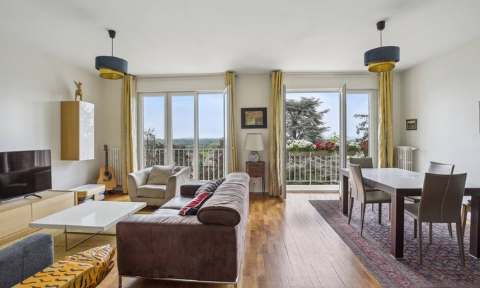 Saint-Cloud Apartamento | Saint-Cloud Chic!