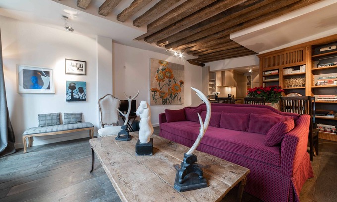 Odeon Apartamento | 2BR 2BA Saint Germain (rue de Tournon) Ver Luxury Ac !!!