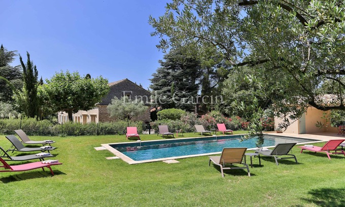 St.-Remy-de-Provence Casa | Saint Rémy de Provence, Mas renovado, aire acondicionado, piscina climatizada - The Guardian
