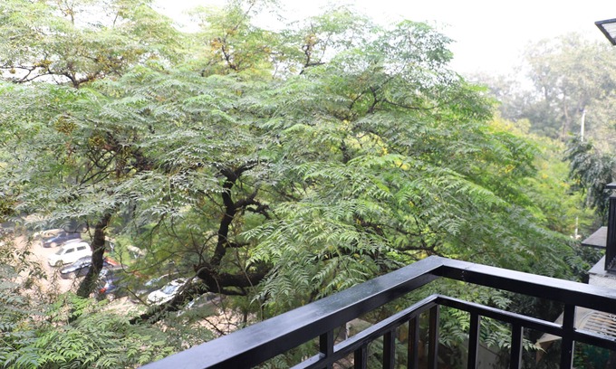 Saket Apartamento | Saket 54 - A Spacious 4-bedroom apartment in charming Saket, New Delhi