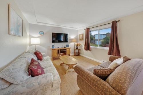 Newport Casa | Sakina’s Paradise Three