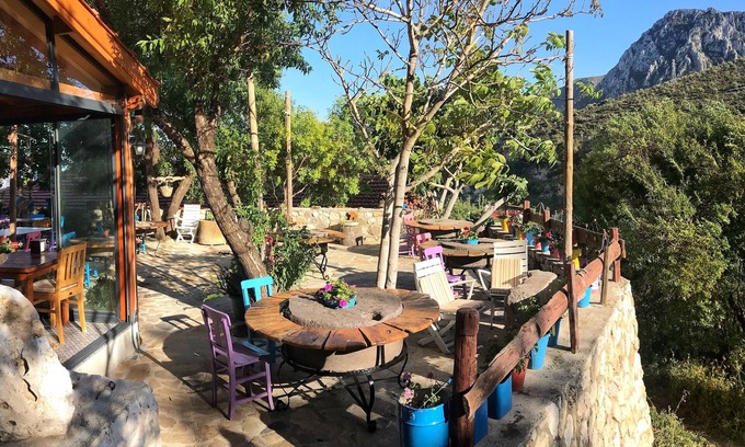 Karaburun Hotel | Saklı Konak