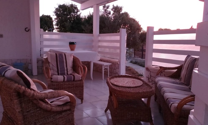Punta Prosciutto Villa | Salento de ventanas sobre el mar.