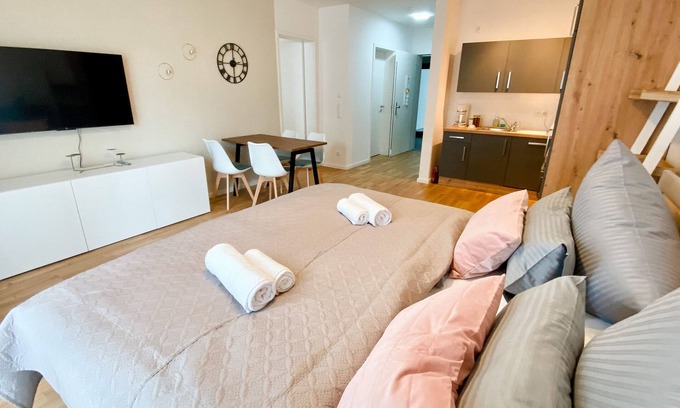 Bayreuth Apartamento | Sali Homes Gemütlichkeit am Rother Mainufer