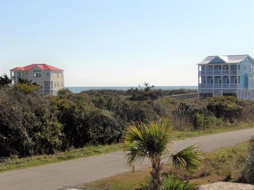 Yaupon Beach Casa | Sally's Sandcastle