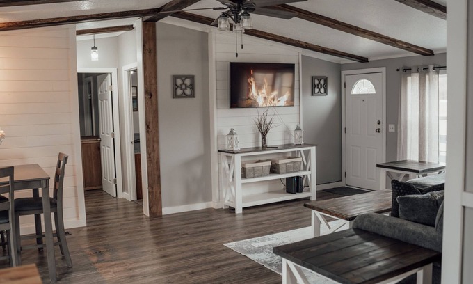 Pulaski Casa | Salmon River Retreat - Perfect for Fisherman, Snowmobilers and Families!