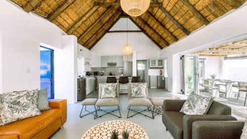 Struisbaai Casa | Salt and Serenity Seaside Cottage - Langezandt