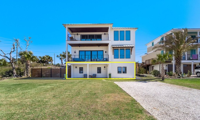 Port St. Joe Casa | "Salt Therapy" offers gulf views, 100 steps to beach, modern 2BD/2BA, single level!