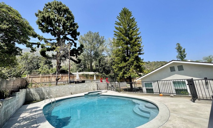 Sierra Madre Casa | Salt Water Pool Over Look Mountain View