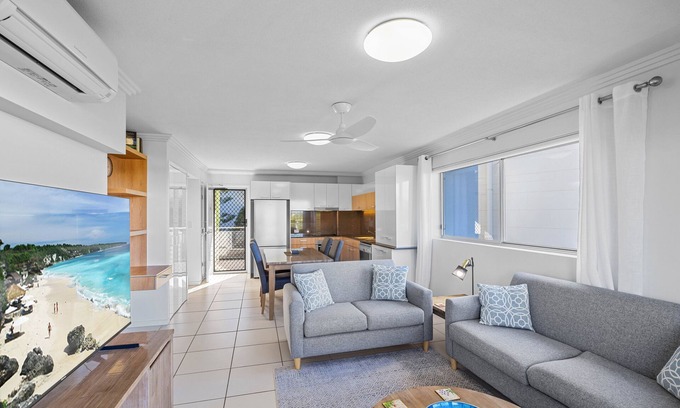 Birtinya Apartamento | Saltwater on the Peninsula