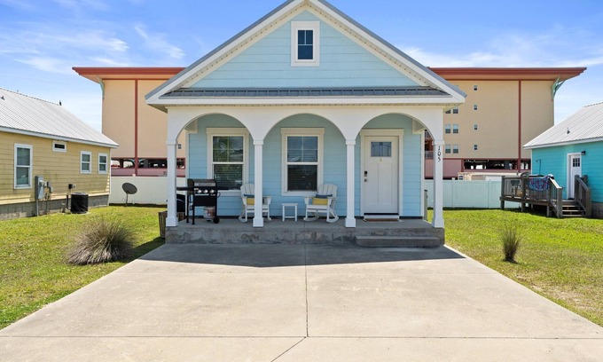 Mexico Beach Casa | Salty Beach Bungalow