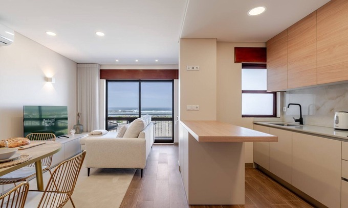 Carreco Apartamento | Salty Escape by Portugal Active