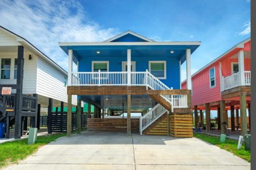 Cinnamon Shore Casa | Salty Texan by AvantStay Central Location Views
