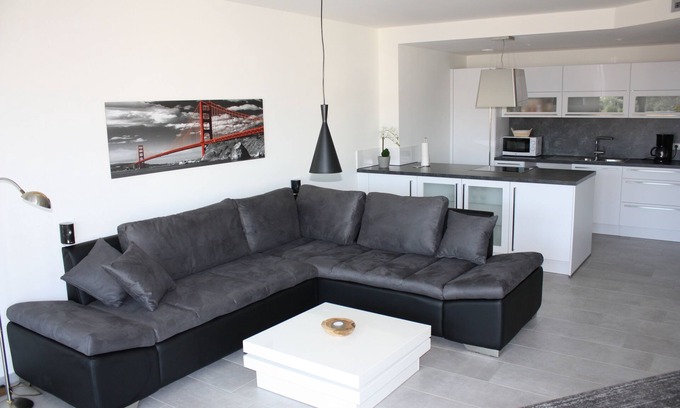 Schwaebisch Gmuend Apartamento | Salvatorferienwohnung Moderno y confortable apartamento nuevo con 95m².