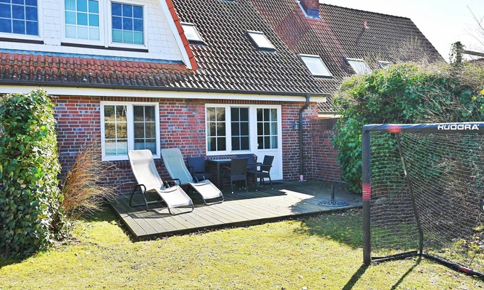 Behrensdorf Apartamento | Salzwiesenglück - first floor apartment with terrace for families